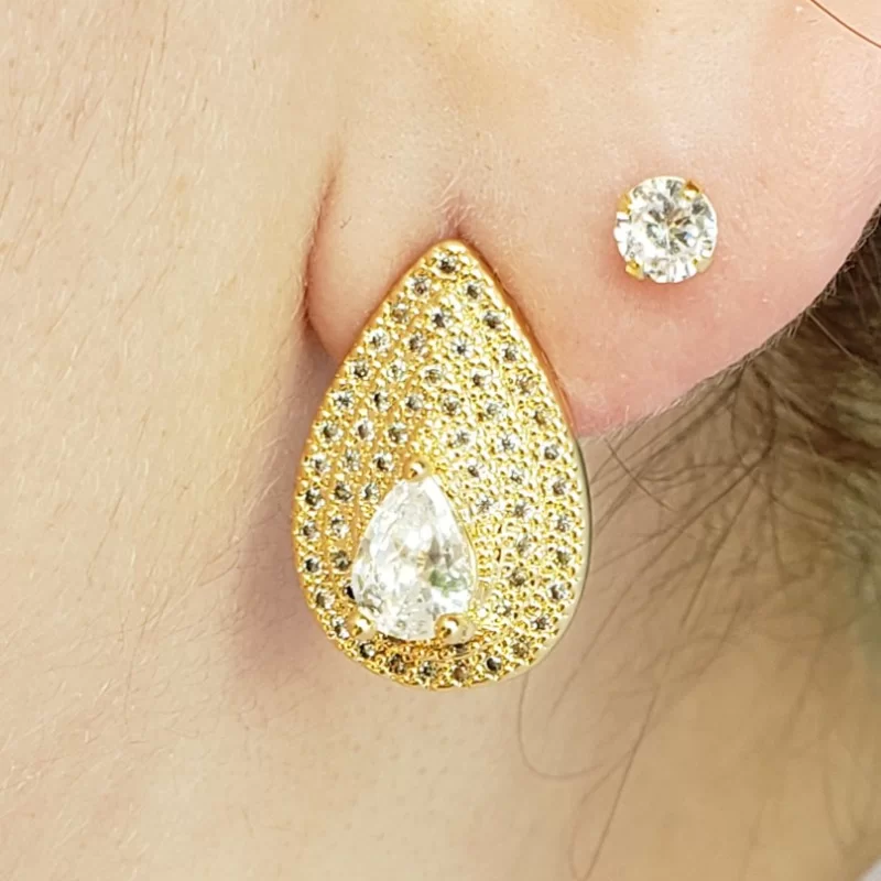 Brinco Formato Gota Micro com zirconia gota maior