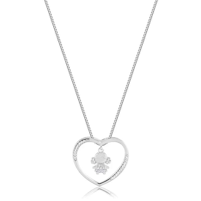 Colar com Coração vazado e pingente menina em Prata